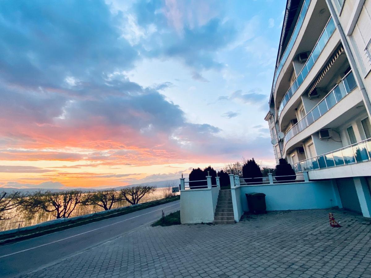 Aqua Blue Lakeview Apartment Ohrid Peštani Extérieur photo